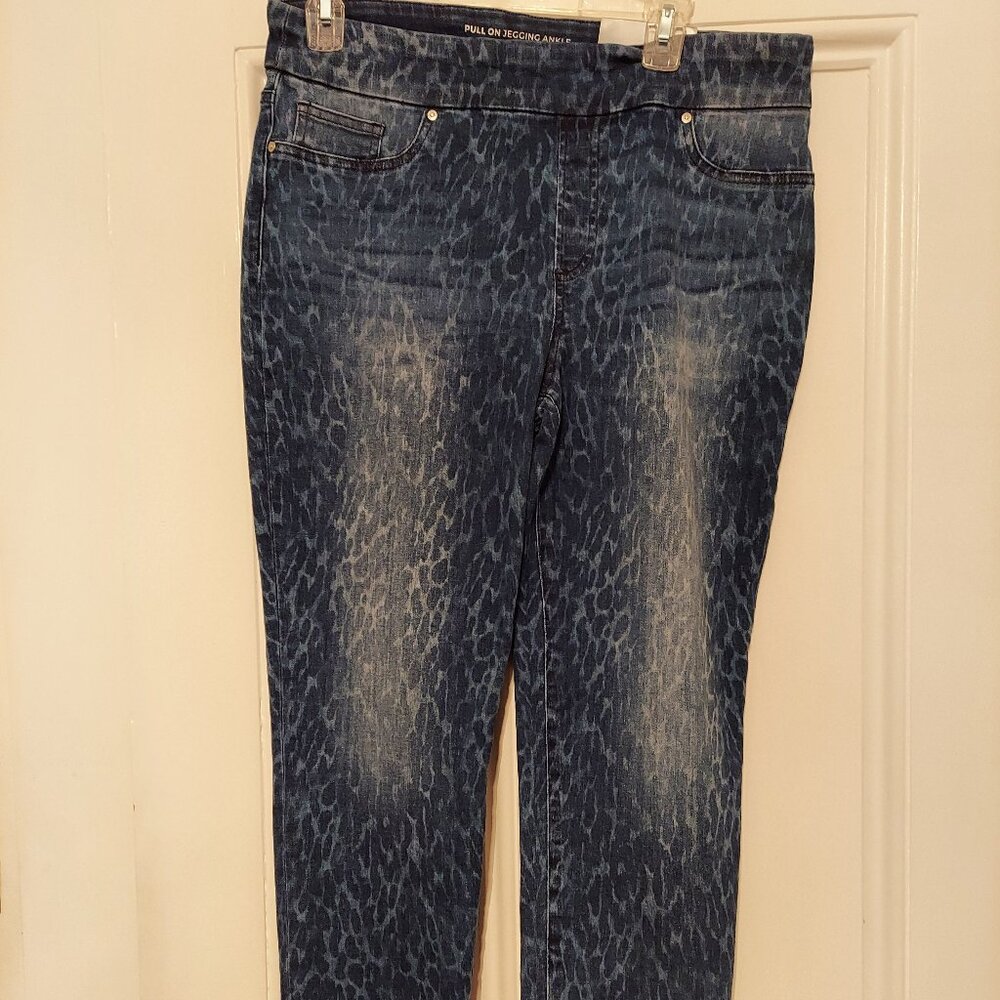 NWT Chico's Pull On Denim Ankle Jeggings Blue Leopard size 1 (8/10)
